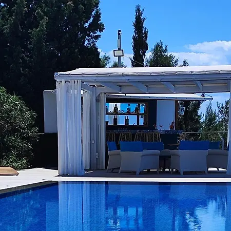 Villa Okeanos Vine Luxury