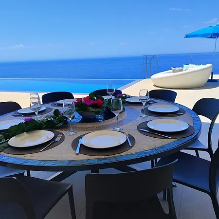 Villa Okeanos Vine Luxury