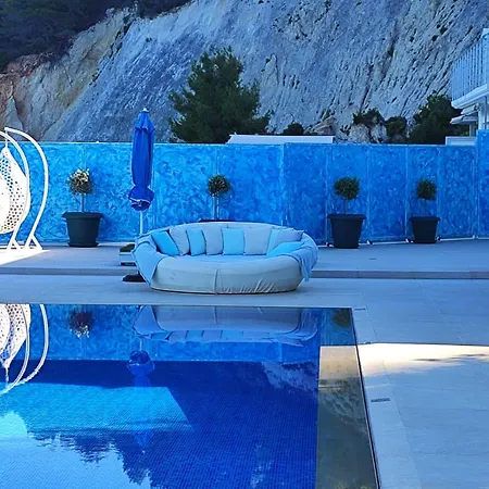 Okeanos Vine Luxury Villa Athánion