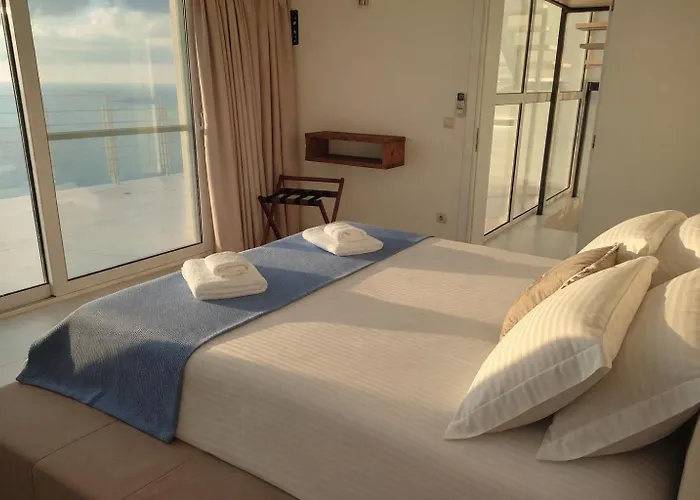 Okeanos Vine Luxury Willa Athánion