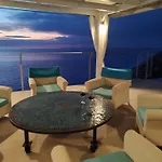 Okeanos Luxury -