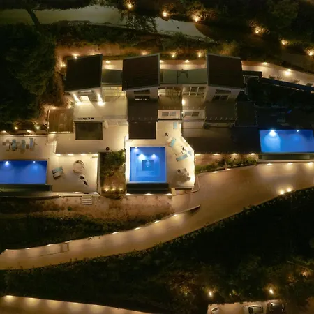 Okeanos Luxury -