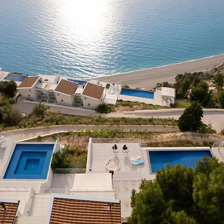Vila Okeanos Luxury - *