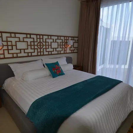 Okeanos Vine Luxury Vilă *
