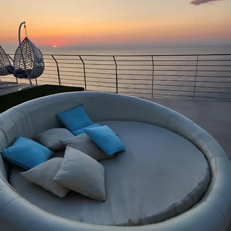 Okeanos Luxury - Athánion