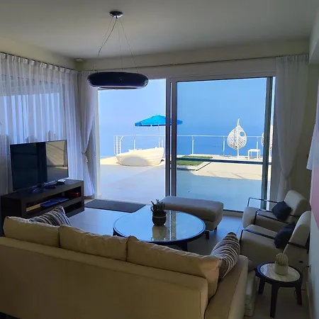 Vila Okeanos Vine Luxury *