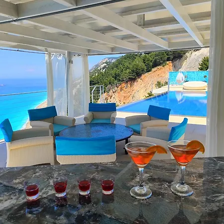 Vila Okeanos Vine Luxury