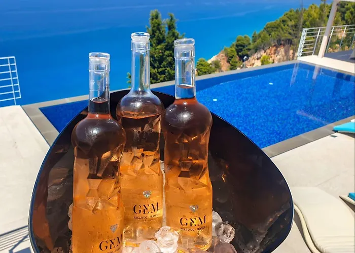 Okeanos Vine Luxury * Athánion