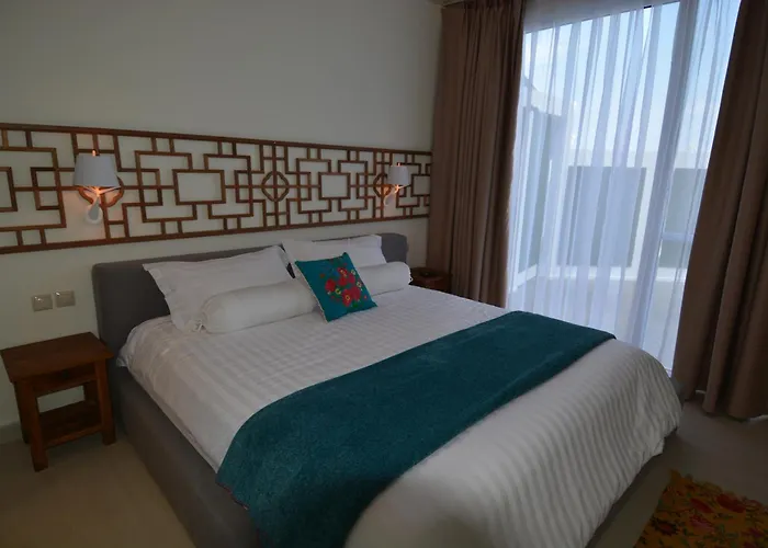 Okeanos Vine Luxury Vilă *