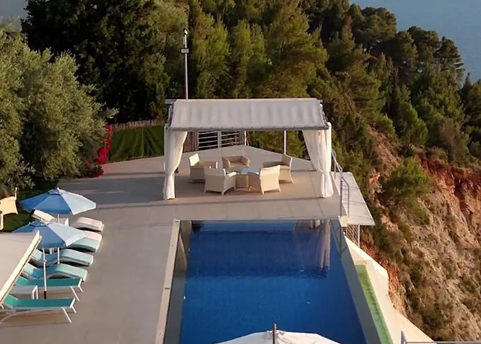 Okeanos Vine Luxury * Athánion